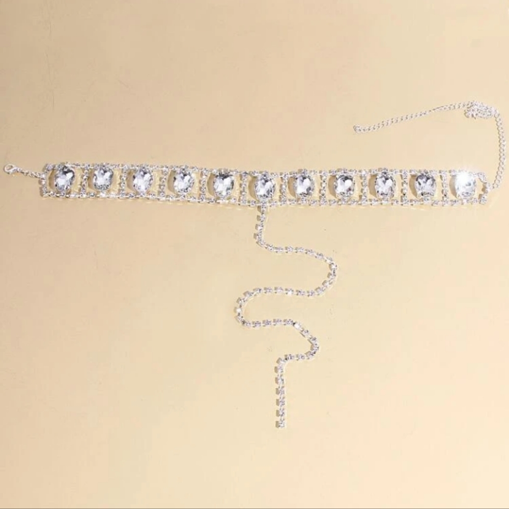 Rhinestone Inlaid Chocker